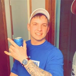 Meet your Posher, Collin